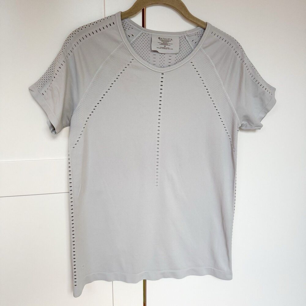 TWO! Athleta Foothill SEAMLESS Women’s‎ Perforated Short Sleeve Shirts MEDIUM